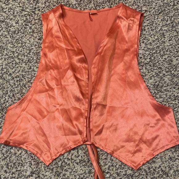 Vintage Silky Coral Open Vest - Picture 4 of 6
